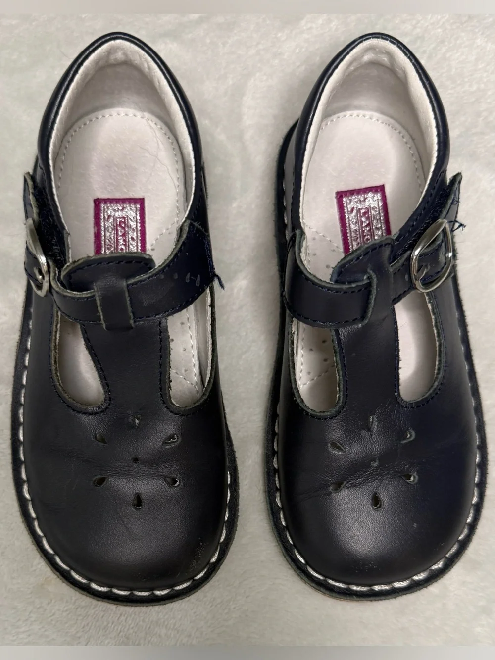 L’Amour Joy Classic Leather T-Strap Mary Jane in Navy Blue Girls sz 10